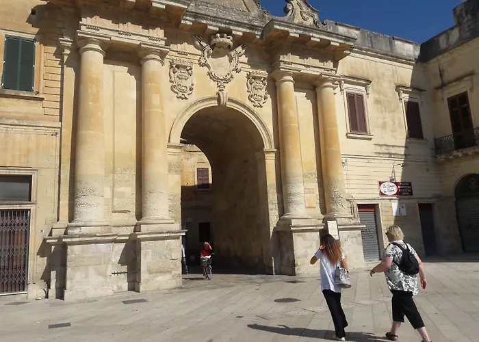Bed and Breakfast Gatto Bianco La Dimora Storica Lecce